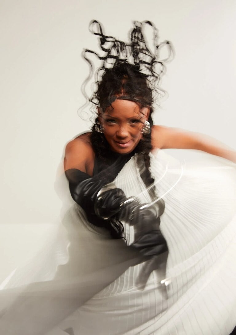 Isabel Fillardis é atração do ‘Quartas da Novabrasil’ em SP