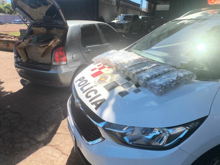 PM apreende 7,2 mil óculos de grau irregulares e detém motorista