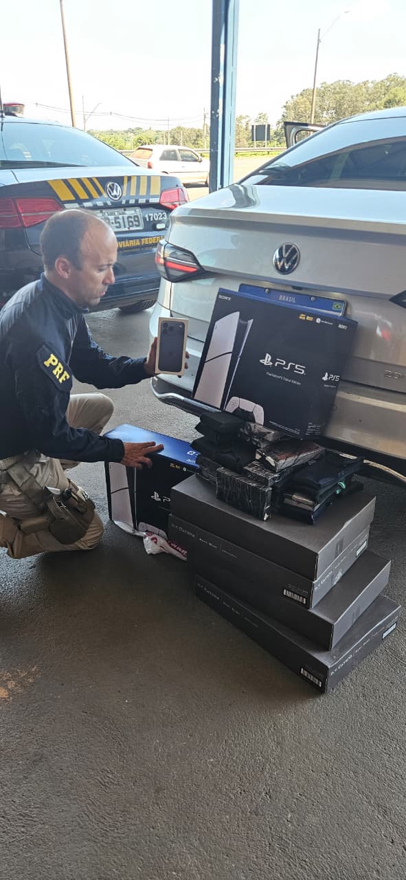 PRF apreende carga de iPhones de última geração contrabandeados do Paraguai