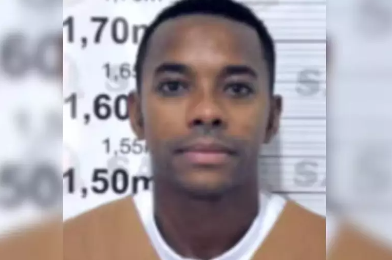 Robinho pede ao STF retirada do caráter hediondo da pena por estupro