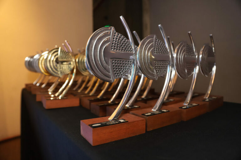 É tetra! Jornalismo esportivo da TH+TV é novamente premiado com o troféu Aceesp