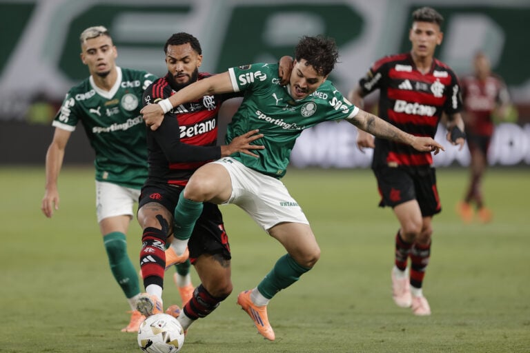 Flamengo e Palmeiras são os únicos com chances de título no Brasileirão | Folhapress