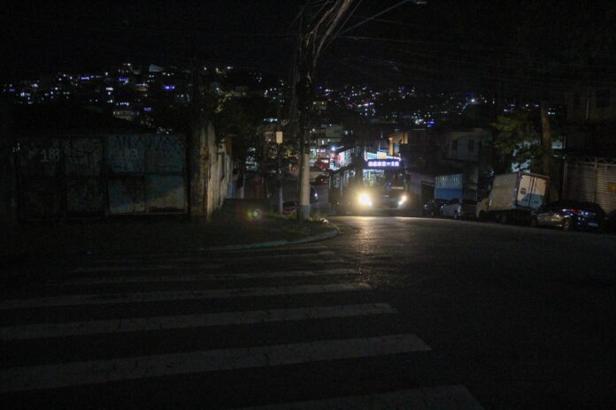 Zona Norte Sem Luz (SP). Justiça impõe prazo de 12 horas para Enel restabelecer energia e determina multa de R$ 200 mil por hora em caso de descumprimento