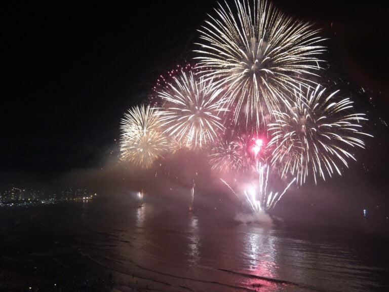 Guarujá terá queima de fogos de 20 minutos e espera receber 1,5 milhão de turistas na temporada