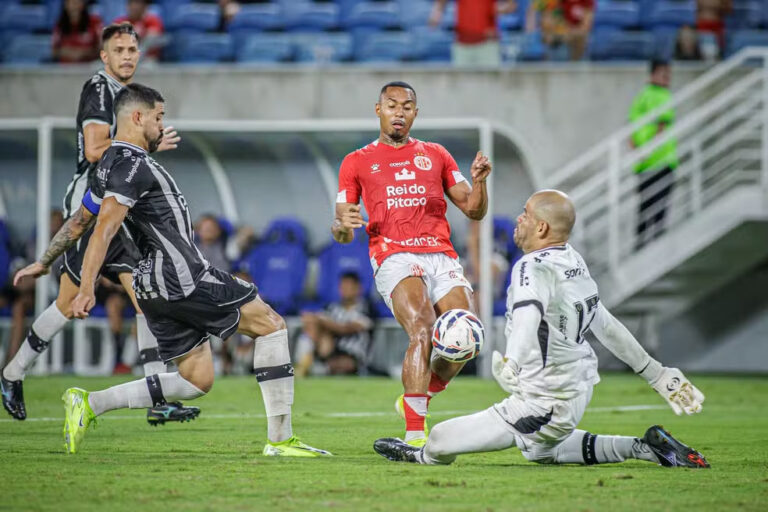Treze encara América-RN em amistoso na Arena das Dunas nesta segunda-feira (22)