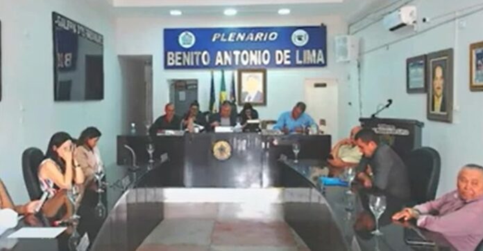 Prefeito de Quixaba tenta criar loteria municipal e é impedido pelo MP