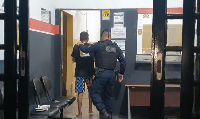 Guarda Municipal prende homem por ameaçar esposa e filha com faca em Hortolândia
