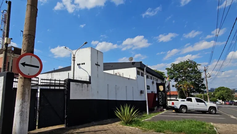 Seis presos fogem da cadeia do 1º Distrito Policial de Sumaré