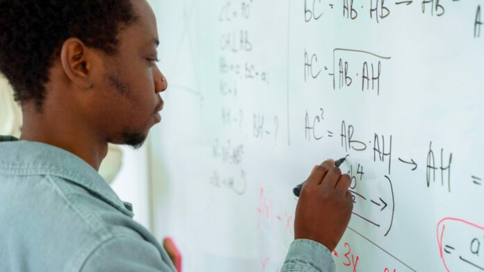 UFPB realiza Escola de Verão em Matemática