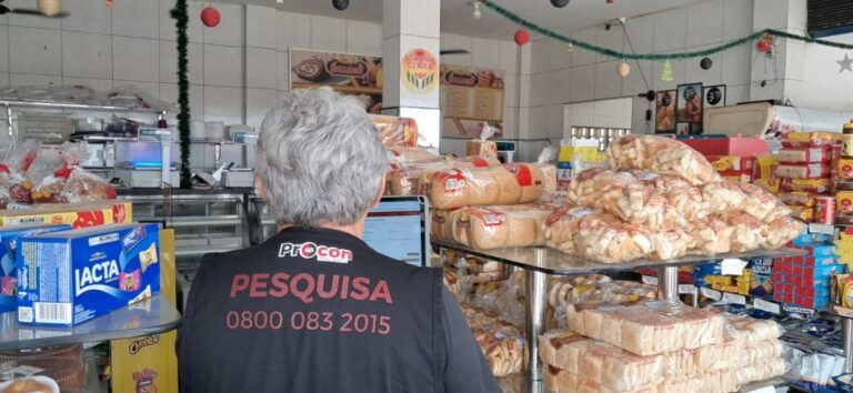 O levantamento foi feito em 22 estabelecimentos nesta segunda-feira (15) e analisou os preços do vários tipos de pão