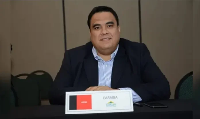 Filho de deputado paraibano é cotado para comandar o Ministério do Turismo, aponta imprensa nacional