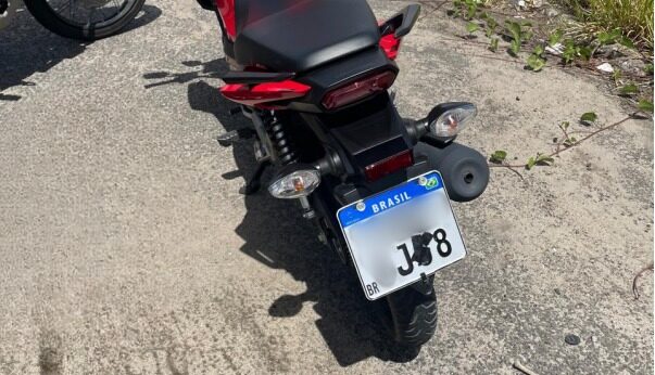 PRF flagra motoristas embriagados e adulteração de placa na Paraíba