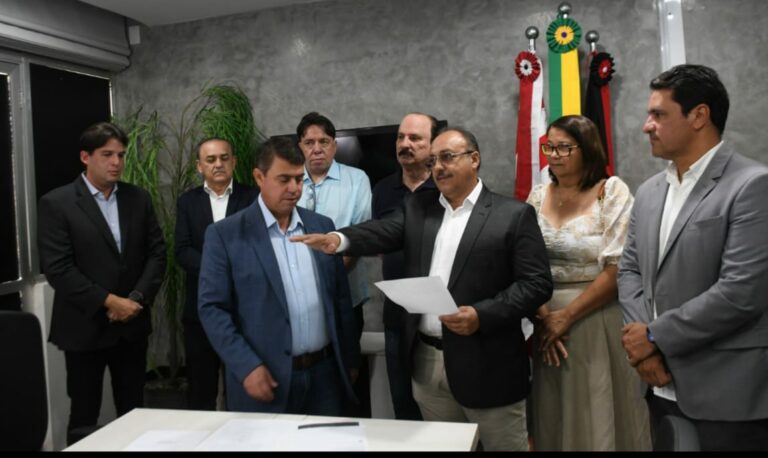 Zezinho do Botafogo é empossado na vaga deixada por Edmilson Soares