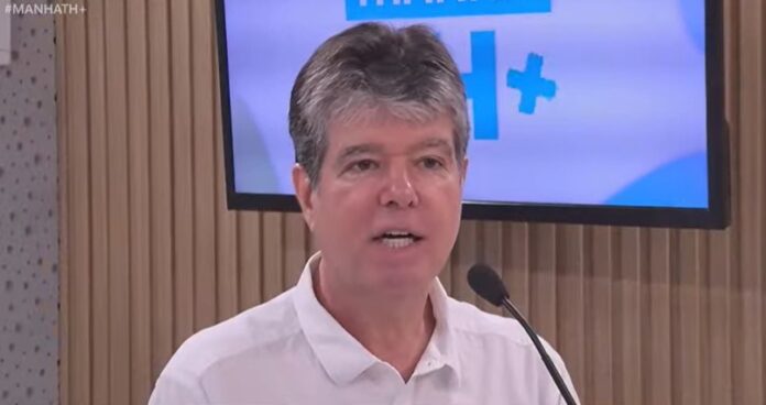 Ruy Carneiro Ele foi condenado por peculato e lavagem de dinheiro em processo que apurou supostas irregularidades em contrato firmado entre a Sejel