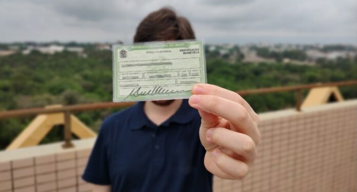 Eleitor pode incluir nome social no título de eleitor pela internet