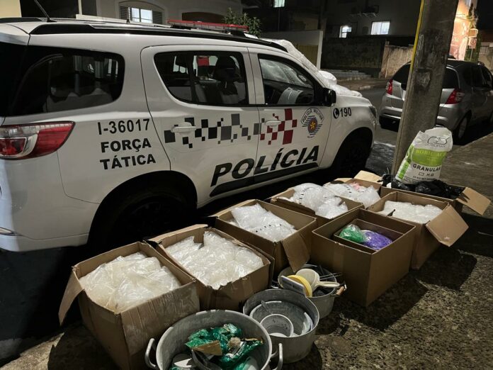 Polícia apreende mais de 38 kg de cocaína e revólver em operação contra tráfico em Limeira