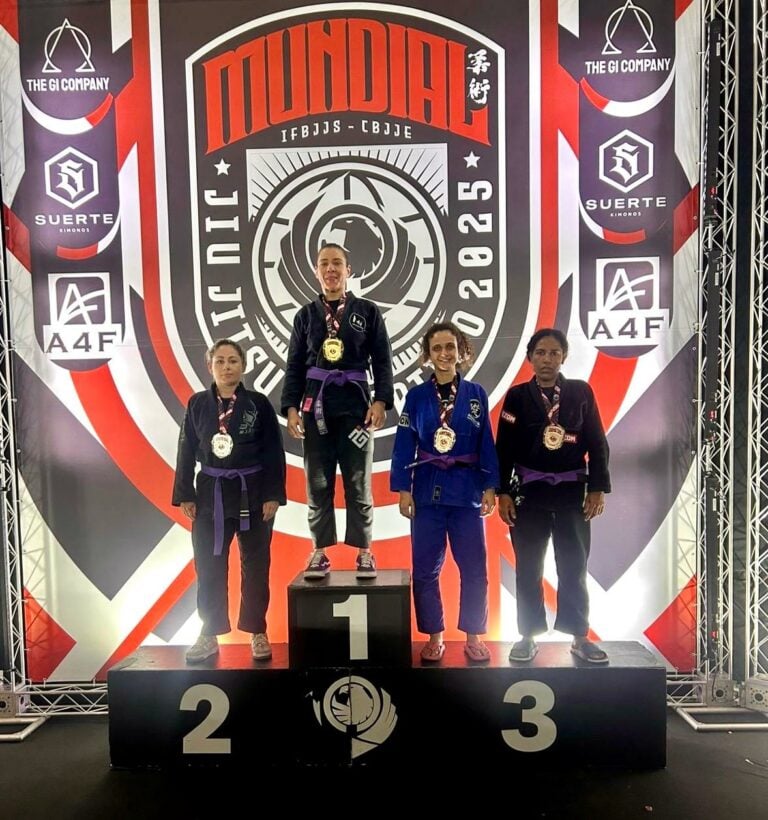 Atleta de Pindamonhangaba conquista título mundial de Jiu-Jitsu