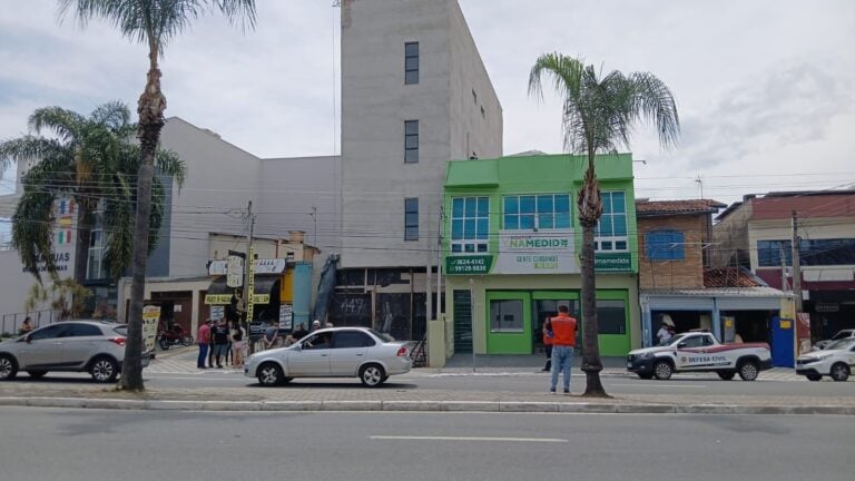 Defesa Civil interdita obra após identificar risco de colapso em construção no Centro de Taubaté
