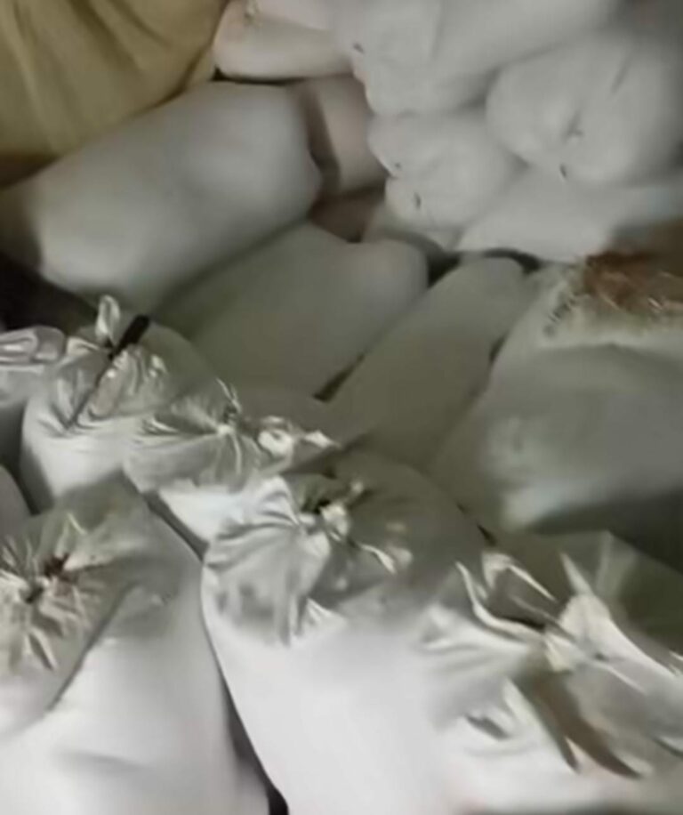 Polícia encontra local com aproximadamente 60 sacas de ráfia de soja roubadas