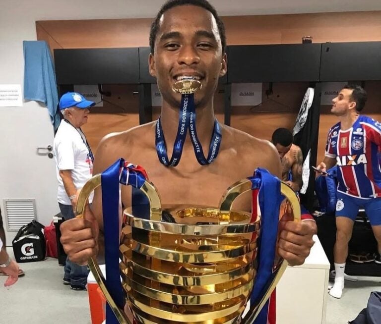 Com experiência na Série A, meio-campista Matheus Sales é mais um reforço do Botafogo para 2026