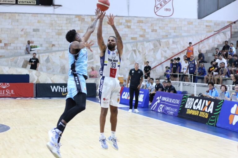 São José vence o Mogi e se recupera no NBB