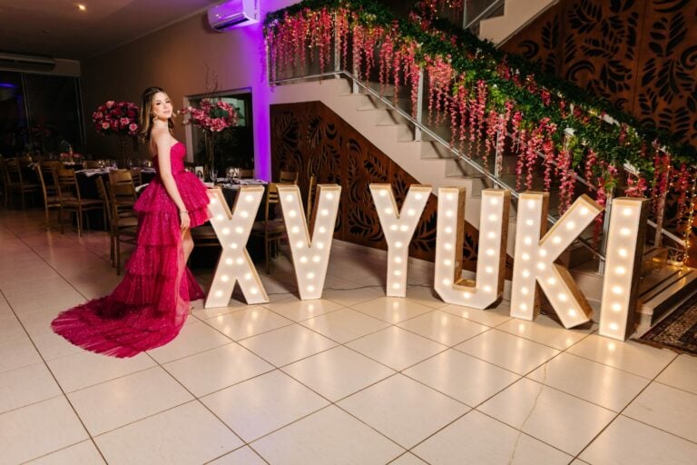 Fernanda Yuki celebra 15 Anos em noite de gala | Fotos: Guilherme Possetti