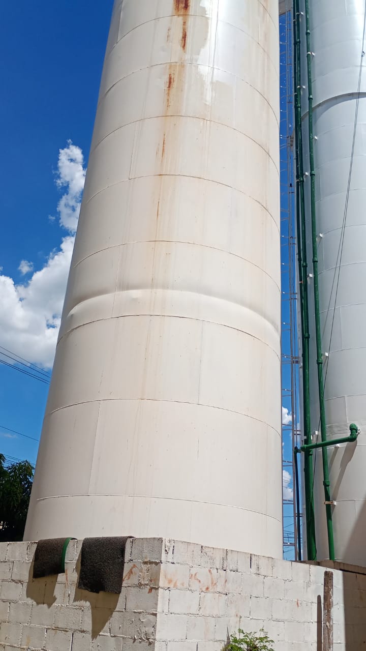 Moradores de condomínio em Sumaré denunciam risco de queda de caixa d’água