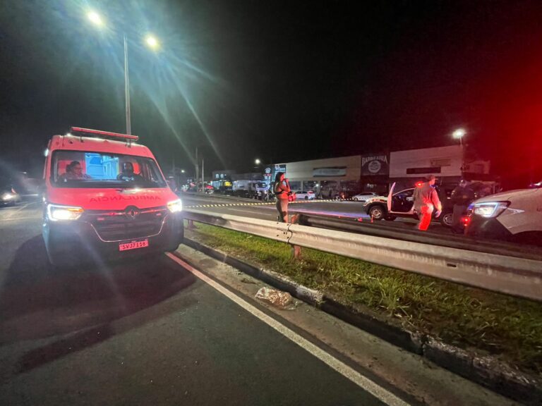 PM reformado é atropelado por moto e fica gravemente ferido em Caraguá