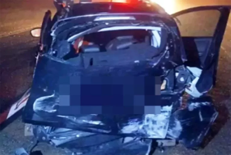 Quatro veículos se envolvem em engavetamento e causam interdição total da Rodovia dos Imigrantes