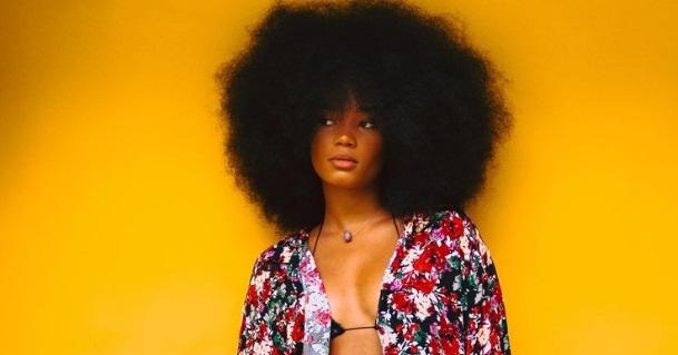 Agnes Nunes e a delicadeza potente de “Vê se Não Demora”