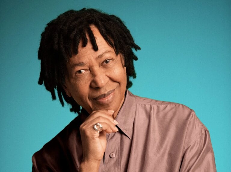 Djavan celebra 50 anos de carreira com turnê nacional