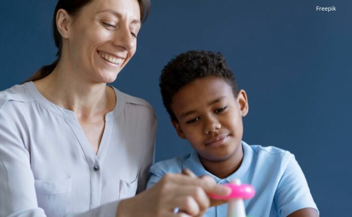 educacao-inclusiva MPPB recomenda nomeação de cuidadores para escolas estaduais da Paraíba