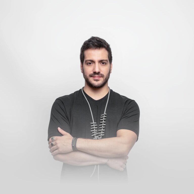 Fabio Nogara apresenta o espetáculo “Piano e Voz” no Teatro da Rotina, em São Paulo