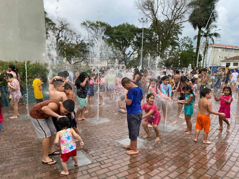 Fonte Interativa funcionará em horários especiais durante o verão e férias escolares em Cubatão