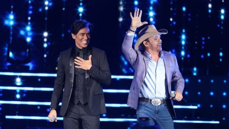 Araçatuba completa 117 anos com show de Guilherme & Santiago