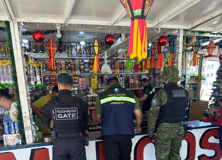 Operação visa coibir venda irregular de fogos com estampido no Réveillon