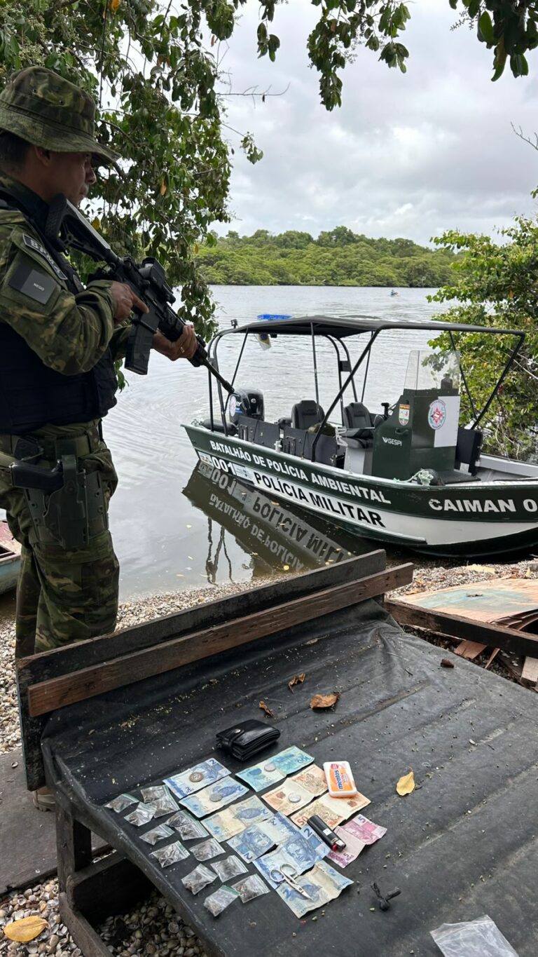 Policiamento náutico da PM apreende drogas durante operação no Rio Paraíba