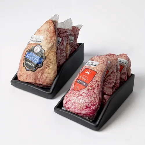 Homem é preso ao furtar 4 peças de picanha de supermercado