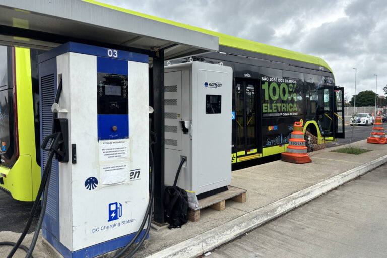 São José define empresa para instalar carregadores de ônibus elétricos na cidade
