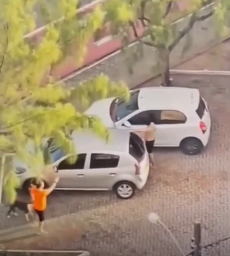 A prisão ocorreu após o indivíduo ser encontrado sob efeito de drogas e com uma faca em mãos, conforme informou a polícia