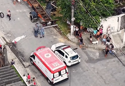 Homem é morto a tiros pelo irmão após briga sobre consumo de água em cidade do litoral; VÍDEO