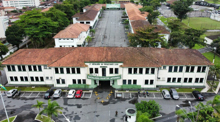 Soldado do Exército Brasileiro é condenado por acordar colega com órgão genital em quartel do litoral