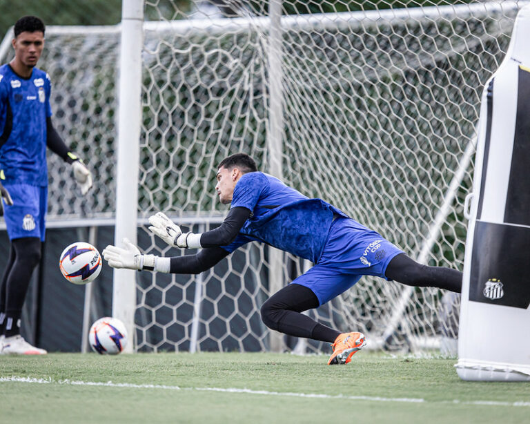 Santos encara Guarani em busca de segunda vitória no Paulistão