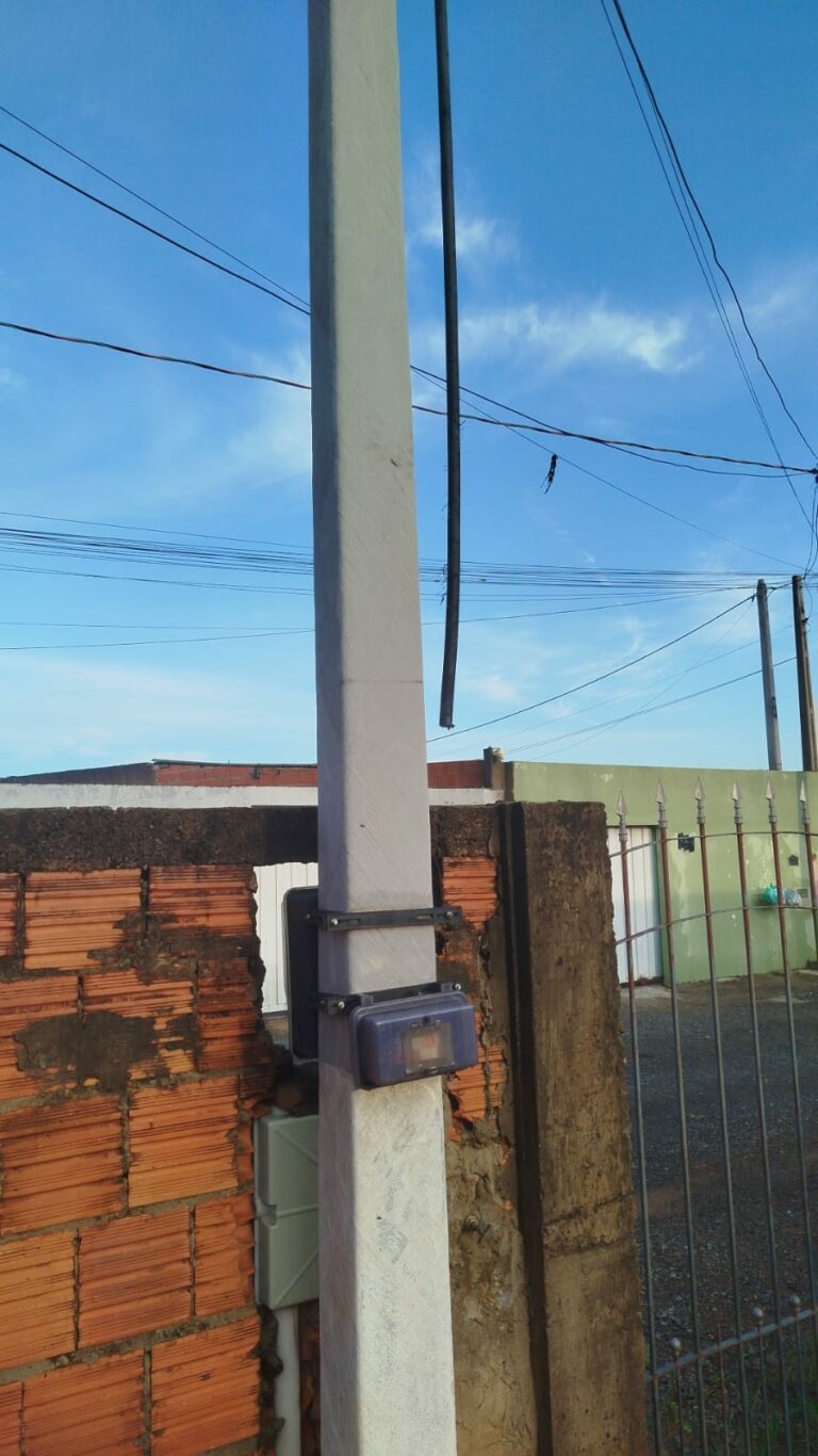 Moradora fica sem energia após furto de fios enquanto estava no hospital