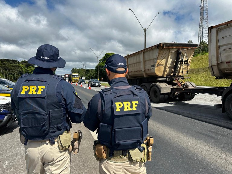 A operação terá foco no combate à alcoolemia. A PRF identifica o consumo de álcool como uma das principais causas de sinistros