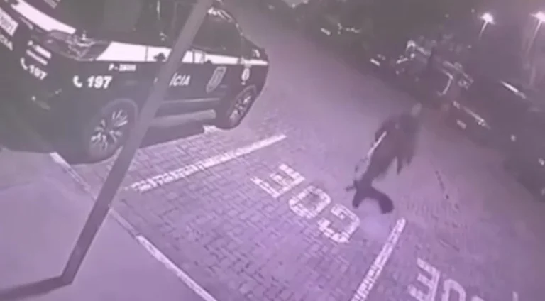 Suspeito invade delegacia no interior de SP, furta viatura e abandona carro em Bertioga