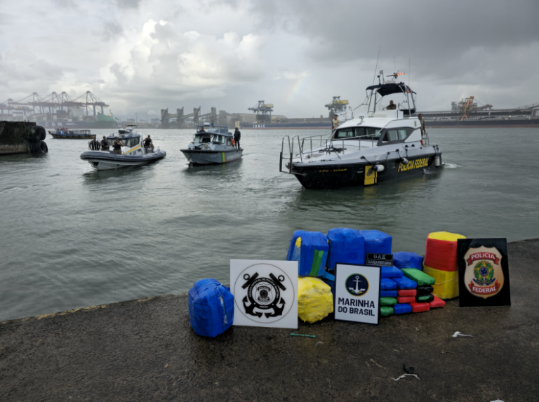 Autoridades apreendem mais de 140 kg de cocaína no Porto de Santos