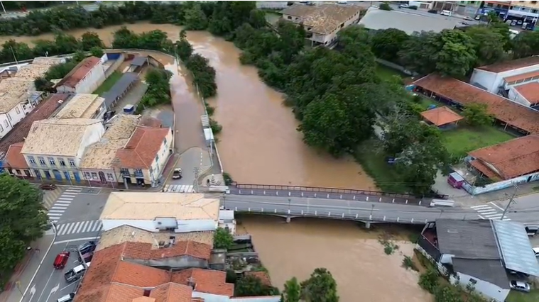 Chuva em São Luiz do Paraitinga