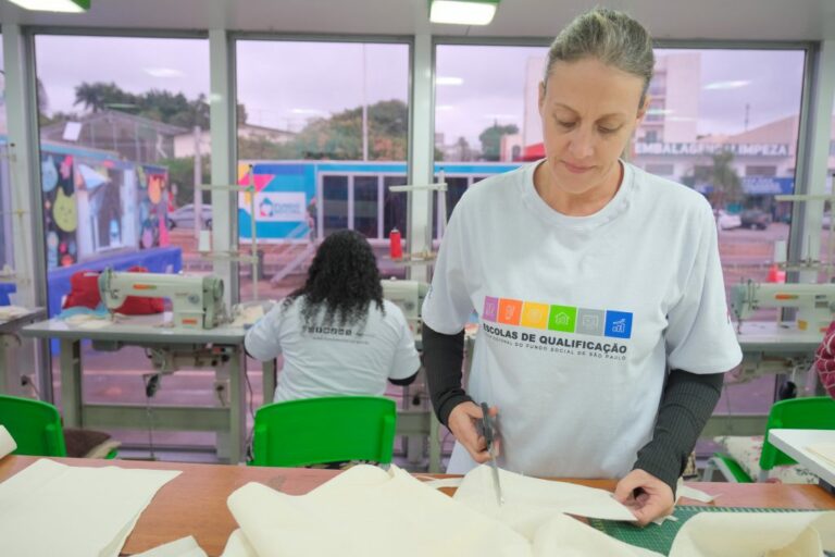 Programa de capacitação abre vagas para cursos gratuitos em 14 municípios da região