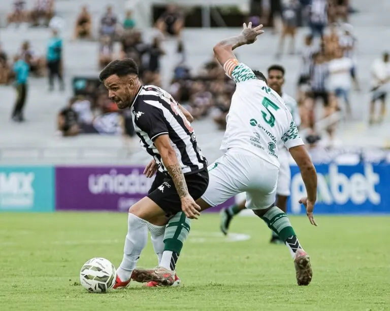 O Botafogo-PB abriu o placar ainda no primeiro tempo, com gol do camisa 22, Dudu Nardini. O Sousa marcou o gol de empate no segundo tempo